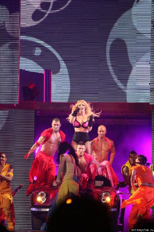 The Femme Fatale Tour в Атланте10.jpg(Бритни Спирс, Britney Spears)