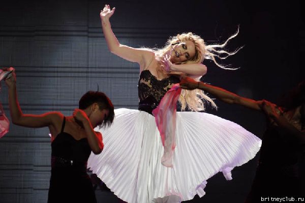 The Femme Fatale Tour в Нэшвилле08.jpg(Бритни Спирс, Britney Spears)