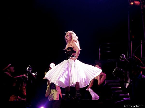 The Femme Fatale Tour в Филадельфии21.jpg(Бритни Спирс, Britney Spears)