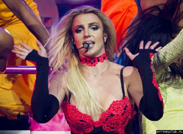 The Femme Fatale Tour в Торонто09.jpg(Бритни Спирс, Britney Spears)