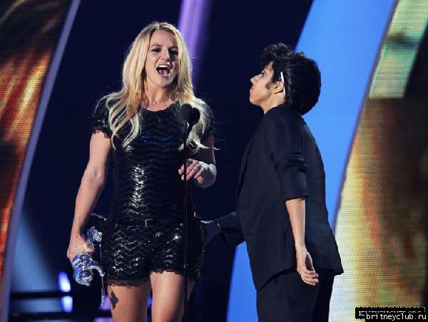 Бритни на VMA 2011! ("Lifetime Achievement Award")03.jpg(Бритни Спирс, Britney Spears)