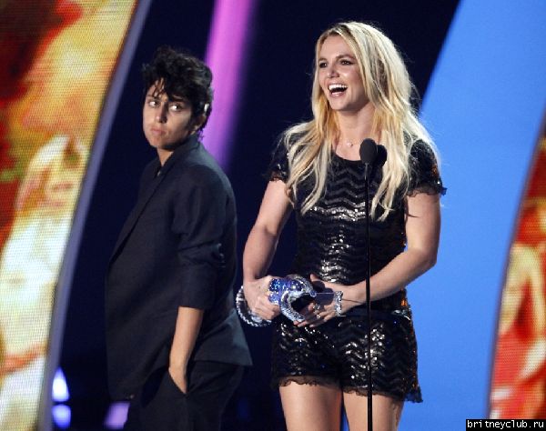 Бритни на VMA 2011! ("Lifetime Achievement Award")15.jpg(Бритни Спирс, Britney Spears)