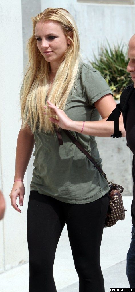 Бритни покидает Лос-Анджелес24.jpg(Бритни Спирс, Britney Spears)