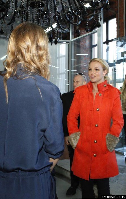 Бритни посещает дизайн студию Киры Пластининой11.jpg(Бритни Спирс, Britney Spears)