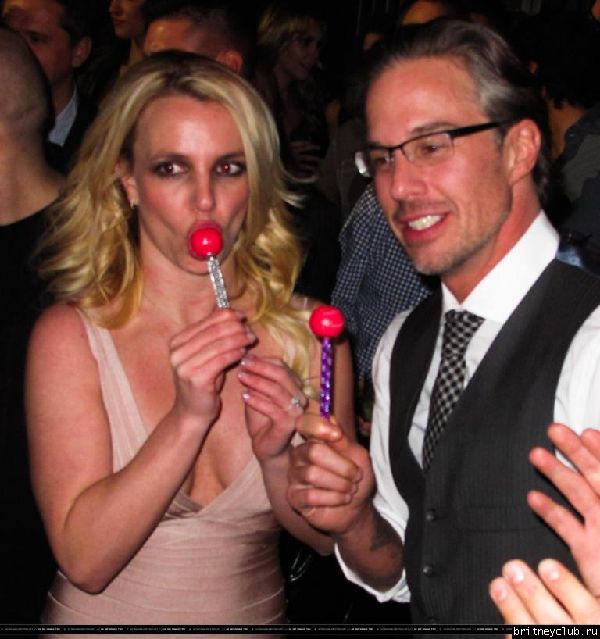 Бритни и Джейсон отмечают помолвку в клубе Chateau07.jpg(Бритни Спирс, Britney Spears)