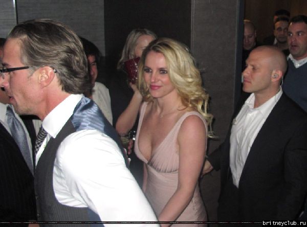 Бритни и Джейсон отмечают помолвку в клубе Chateau10.jpg(Бритни Спирс, Britney Spears)
