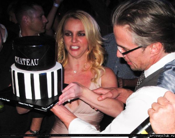 Бритни и Джейсон отмечают помолвку в клубе Chateau40.jpg(Бритни Спирс, Britney Spears)