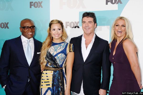 Бритни на вечеринке X Factor Fox Upfront32.jpg(Бритни Спирс, Britney Spears)