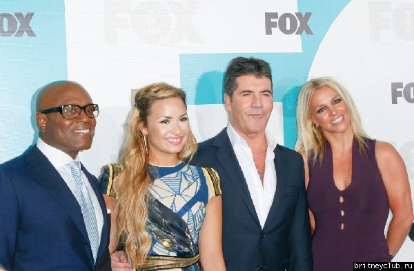 Бритни на вечеринке X Factor Fox Upfront35.jpg(Бритни Спирс, Britney Spears)