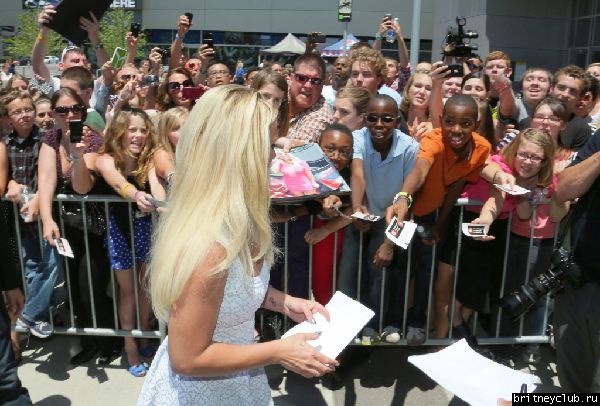 Кастинг на шоу X-Factor в Канзас-Сити, день первый111.jpg(Бритни Спирс, Britney Spears)