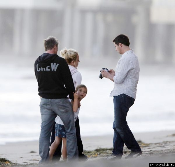 Бритни на пляже в Малибу32.jpg(Бритни Спирс, Britney Spears)