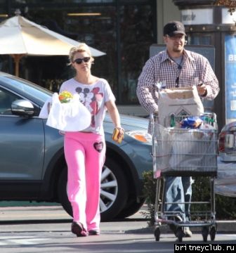 Бритни на шоппинге в Калабасасе14.jpg(Бритни Спирс, Britney Spears)