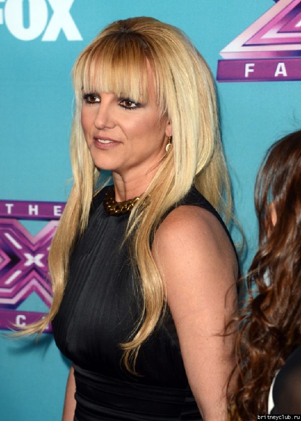 Бритни на пресс-конференции по случаю финала The X Factor USA36.jpg(Бритни Спирс, Britney Spears)