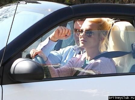Бритни Спирс за рулем своего  Smart ForTwo.04.jpg(Бритни Спирс, Britney Spears)