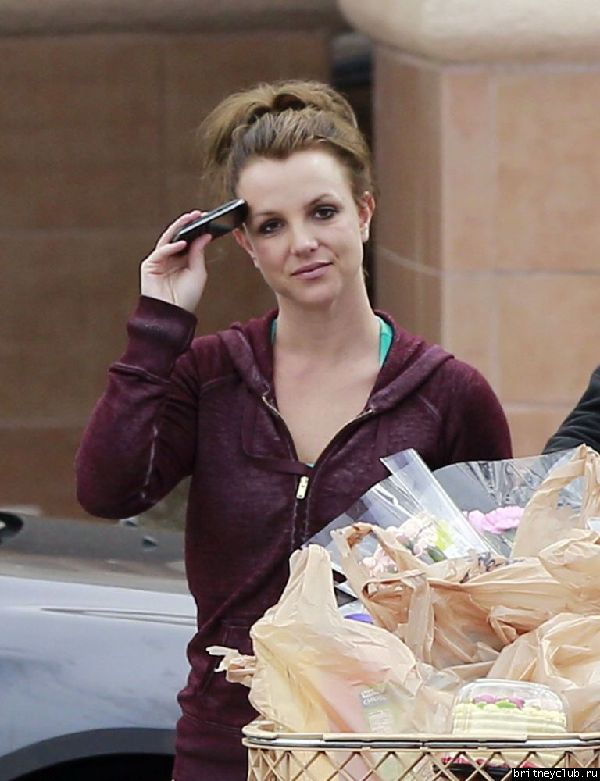 Бритни посетила супермаркет  Albertsons07.jpg(Бритни Спирс, Britney Spears)
