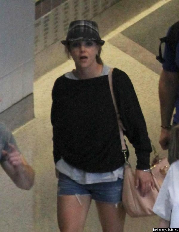 Бритни и Дэвид в аэропорту в Лас-Вегасе3.jpg(Бритни Спирс, Britney Spears)