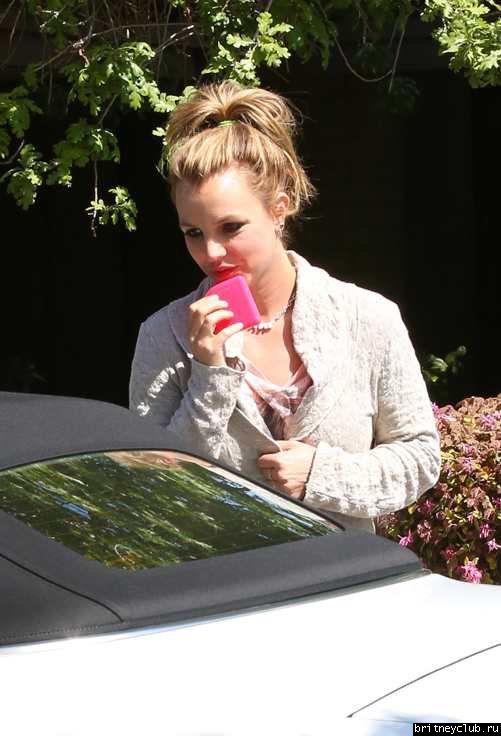 Бритни покидает стоматолога в Thousand Oaks15.jpg(Бритни Спирс, Britney Spears)