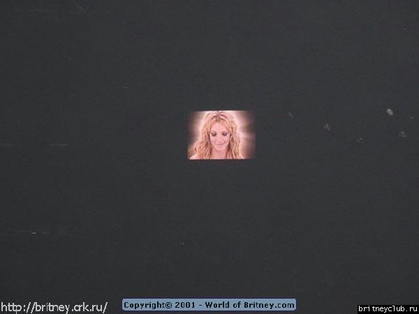 D.W.D. "Columbus, Ohio" (1 ноября 2001)06.jpg(Бритни Спирс, Britney Spears)