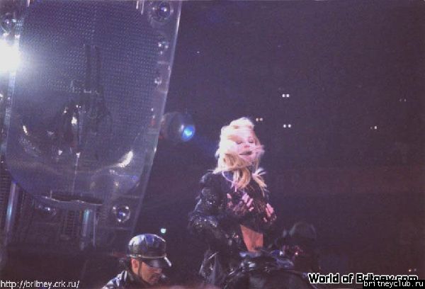 D.W.D. tour Chicago, IL (28 ноября 2001 года)06.jpg(Бритни Спирс, Britney Spears)