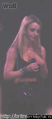 D.W.D. tour Chicago, IL (28 ноября 2001 года)10.jpg(Бритни Спирс, Britney Spears)