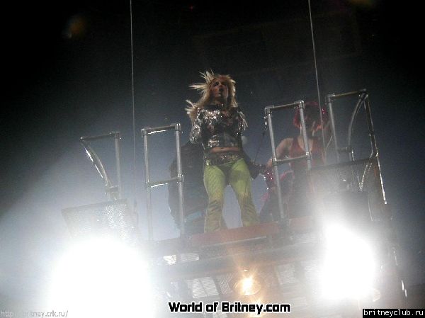 D.W.D. tour Albany, NY (3 декабря 2001)12.jpg(Бритни Спирс, Britney Spears)