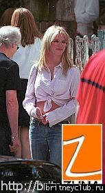 Бритни покидает ресторан  Ivy3.jpg(Бритни Спирс, Britney Spears)