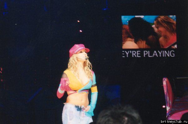 D.W.D. - Raleigh, North Carolina (12 Декабря 2001 года)003.jpg(Бритни Спирс, Britney Spears)