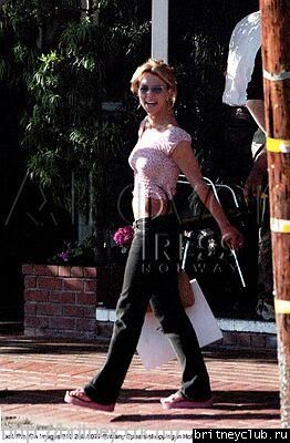 Бритни на шоппинге в Лос-Анджелесе11.jpg(Бритни Спирс, Britney Spears)