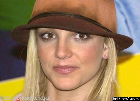 Бритни на пресс конференции в Кельне, Германия 09.jpg(Бритни Спирс, Britney Spears)