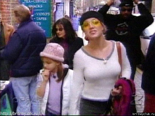 Фотографии на шоу у Опры Уинфри107.jpg(Бритни Спирс, Britney Spears)