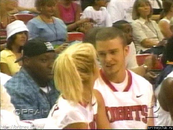 Фотографии на шоу у Опры Уинфри83.jpg(Бритни Спирс, Britney Spears)