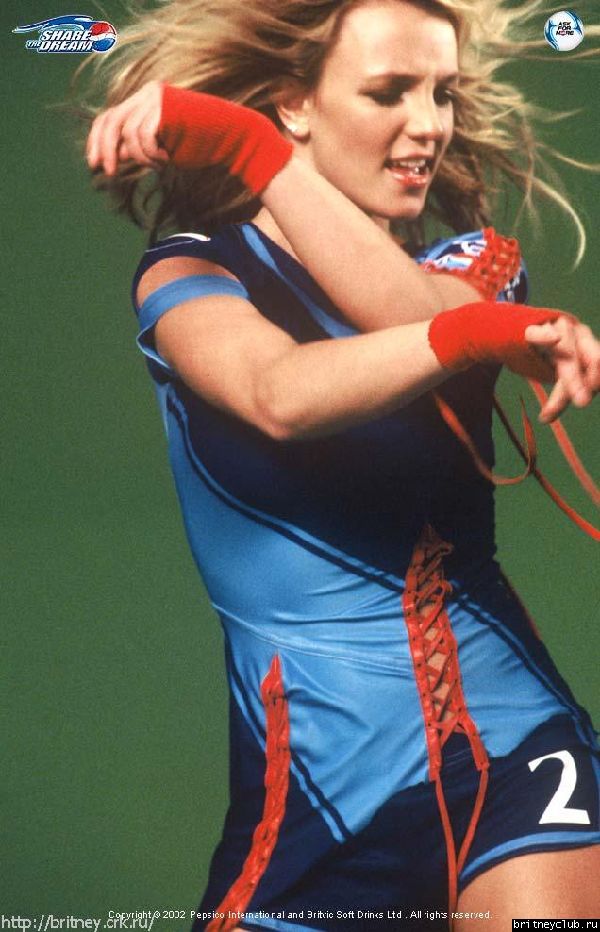 Бритни рекламирует Pepsi WorldCup 20027.jpg(Бритни Спирс, Britney Spears)