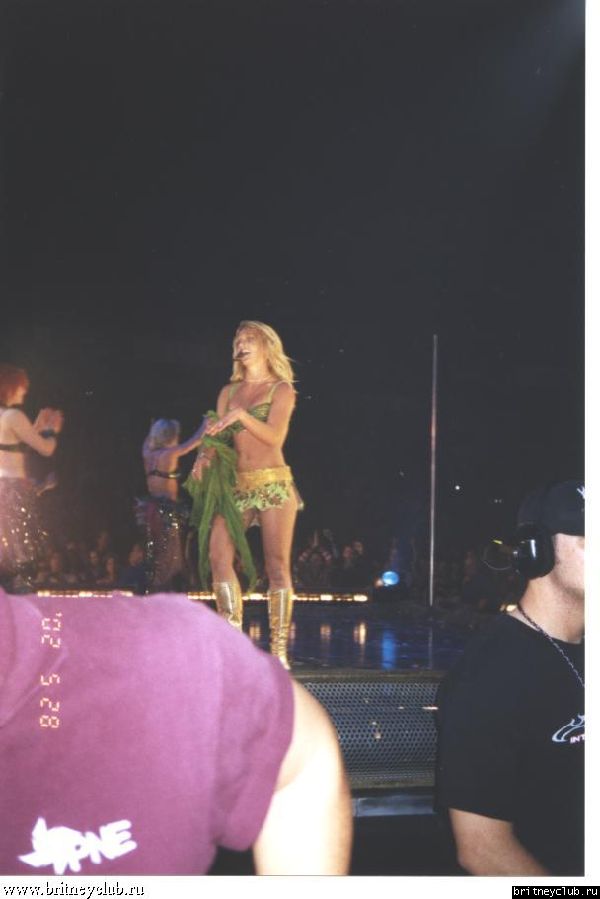 DWD - Vancouver, BC (28 мая 2002 года)24.jpg(Бритни Спирс, Britney Spears)