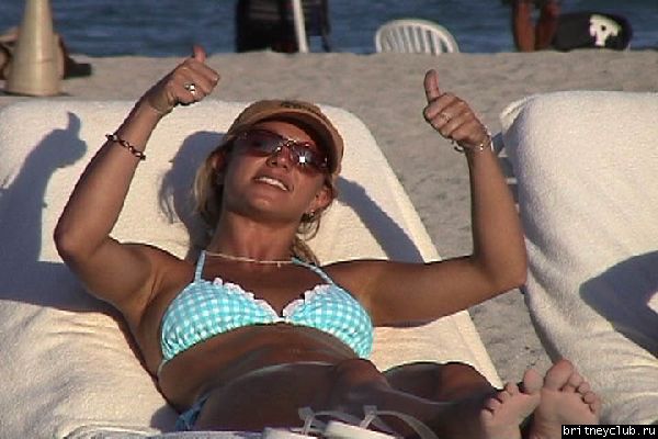 Бритни на пляже в Майямиbritney_spears100.jpg(Бритни Спирс, Britney Spears)