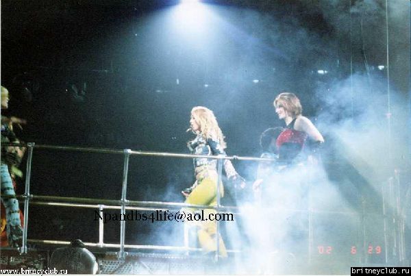 D.W.D. Boston, MA (29 Июня 2002)concert-01.jpg(Бритни Спирс, Britney Spears)