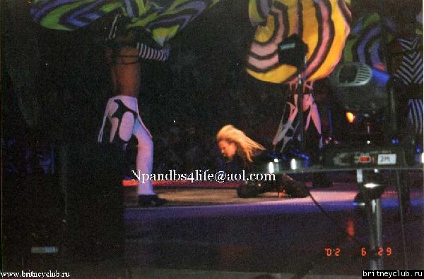 D.W.D. Boston, MA (29 Июня 2002)concert-06.jpg(Бритни Спирс, Britney Spears)