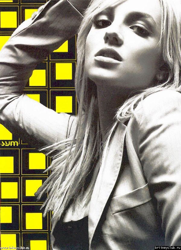 Фотографии товаров, предлагаемых во время тура DWD05.jpg(Бритни Спирс, Britney Spears)