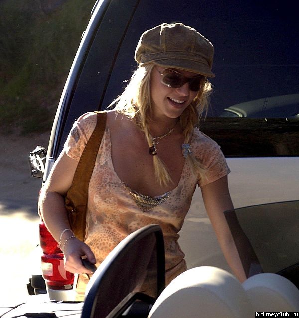 Бритни в Восточном Голливудеbritney_040103_02.jpg(Бритни Спирс, Britney Spears)