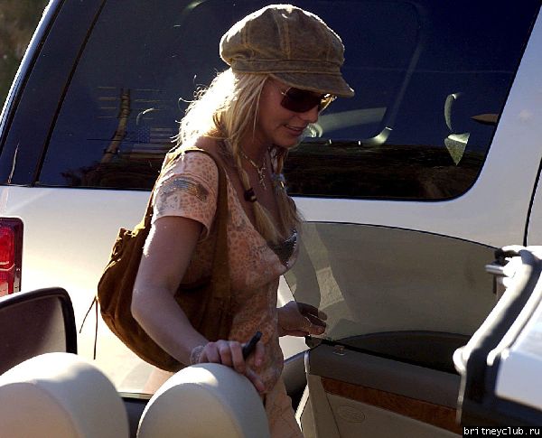 Бритни в Восточном Голливудеbritney_040103_03.jpg(Бритни Спирс, Britney Spears)