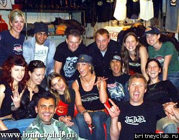 Бритни в магазине  VonDutch2.jpg(Бритни Спирс, Britney Spears)