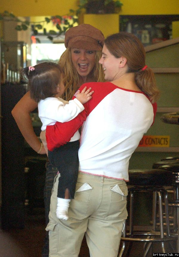 Бритни ходит по магазинам10188-04.jpg(Бритни Спирс, Britney Spears)