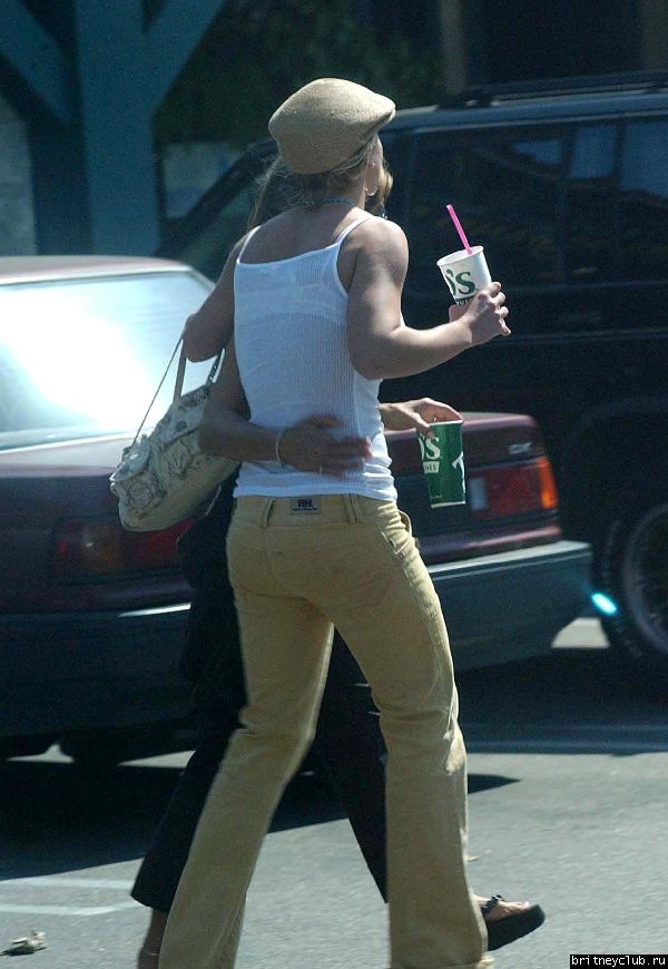 Бритни и ее мама, покидающие TOGOSspa160703_12.jpg(Бритни Спирс, Britney Spears)