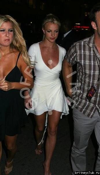 Бритни на вечеринке в клубе Showbritney07_31_03showclubnyc4.jpg(Бритни Спирс, Britney Spears)