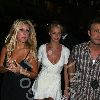 Бритни на вечеринке в клубе Show