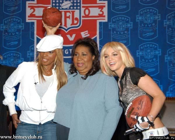 NFL Kickoff - пресс конференция001.jpg(Бритни Спирс, Britney Spears)
