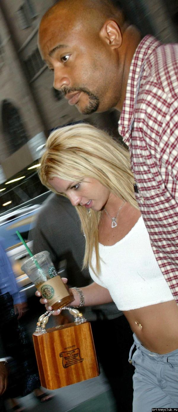 Бритни в отеле Peninsulalsny270803_01_1.jpg(Бритни Спирс, Britney Spears)
