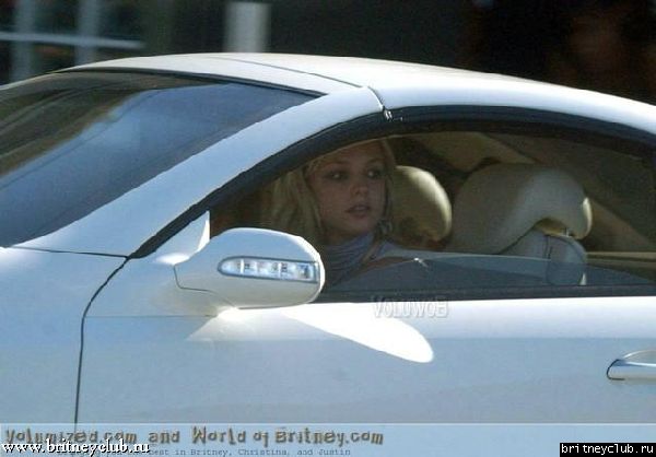 Бритни у танцевальной студии003.jpg(Бритни Спирс, Britney Spears)
