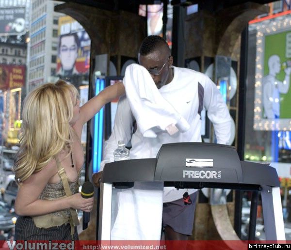 Бритни на TRL10.jpg(Бритни Спирс, Britney Spears)