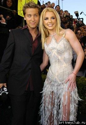 AMA 2003 (ковровая дорожка)028.jpg(Бритни Спирс, Britney Spears)