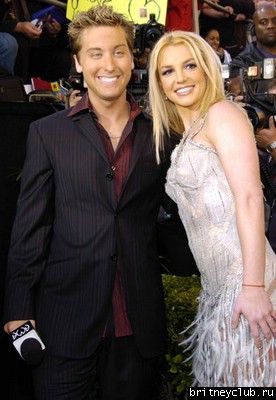 AMA 2003 (ковровая дорожка)029.jpg(Бритни Спирс, Britney Spears)